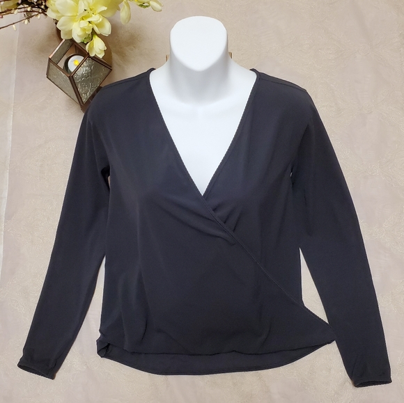 Lululemon Faux Wrap Top - Picture 3 of 8